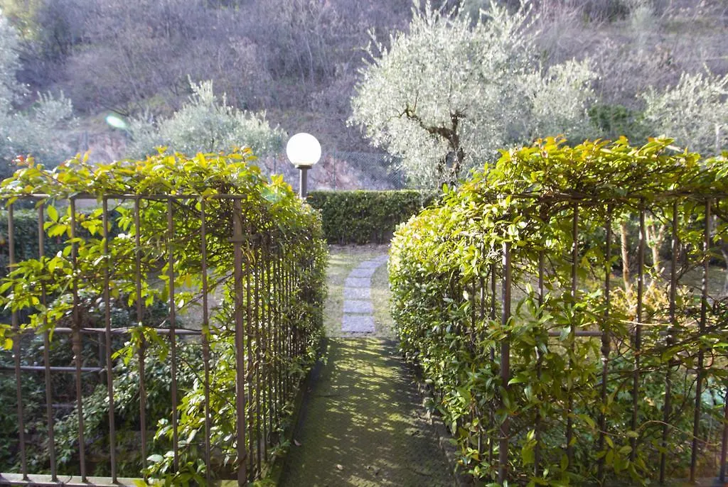 Residence Cecina Toscolano-Maderno Italia